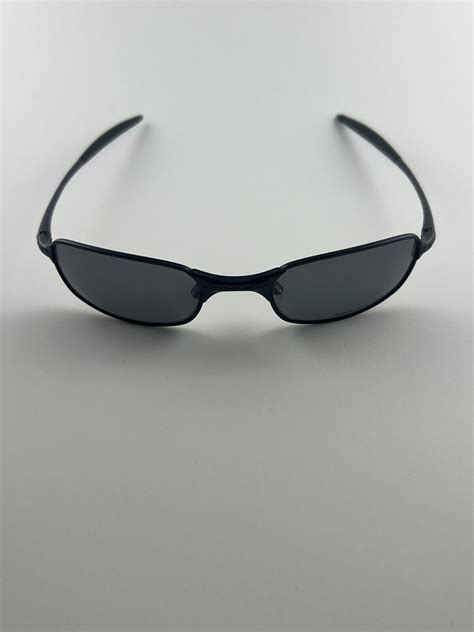 oakley square wire 2.0 polarized.